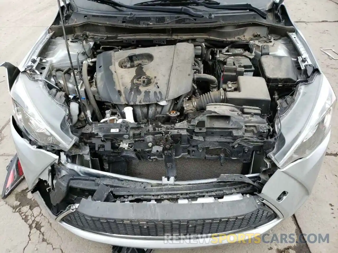 7 Photograph of a damaged car 3MYDLBYV5KY515123 TOYOTA YARIS 2019