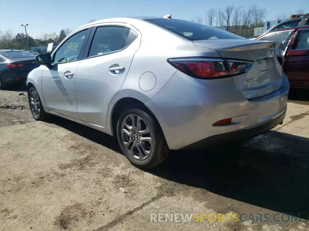 3 Photograph of a damaged car 3MYDLBYV5KY517082 TOYOTA YARIS 2019