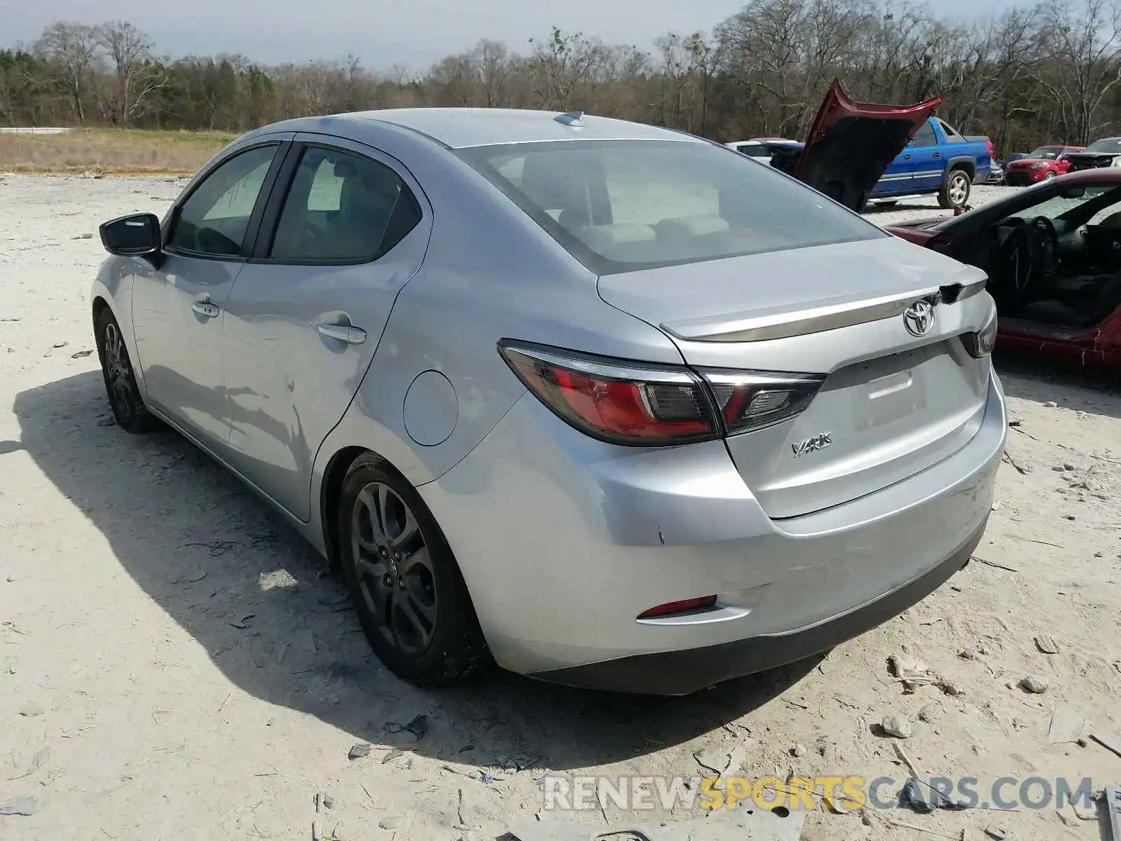 3 Photograph of a damaged car 3MYDLBYV5KY517728 TOYOTA YARIS 2019