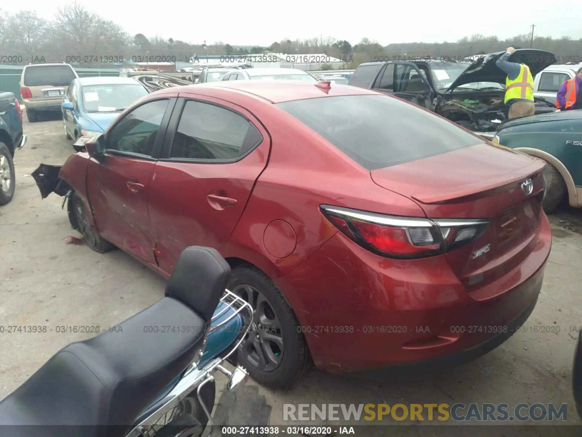 3 Photograph of a damaged car 3MYDLBYV5KY517874 TOYOTA YARIS 2019