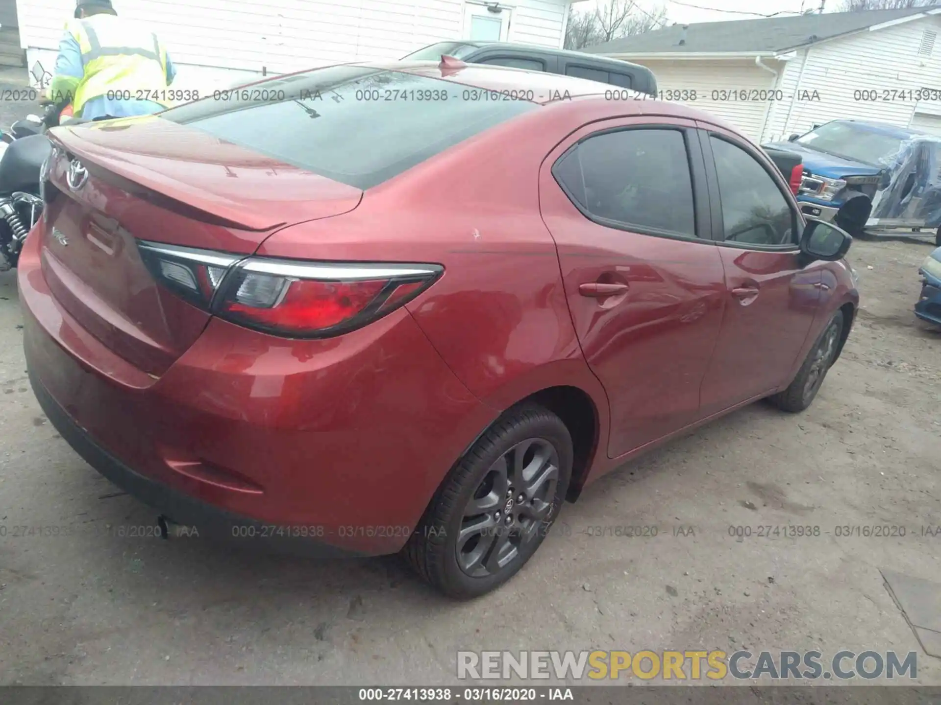 4 Photograph of a damaged car 3MYDLBYV5KY517874 TOYOTA YARIS 2019