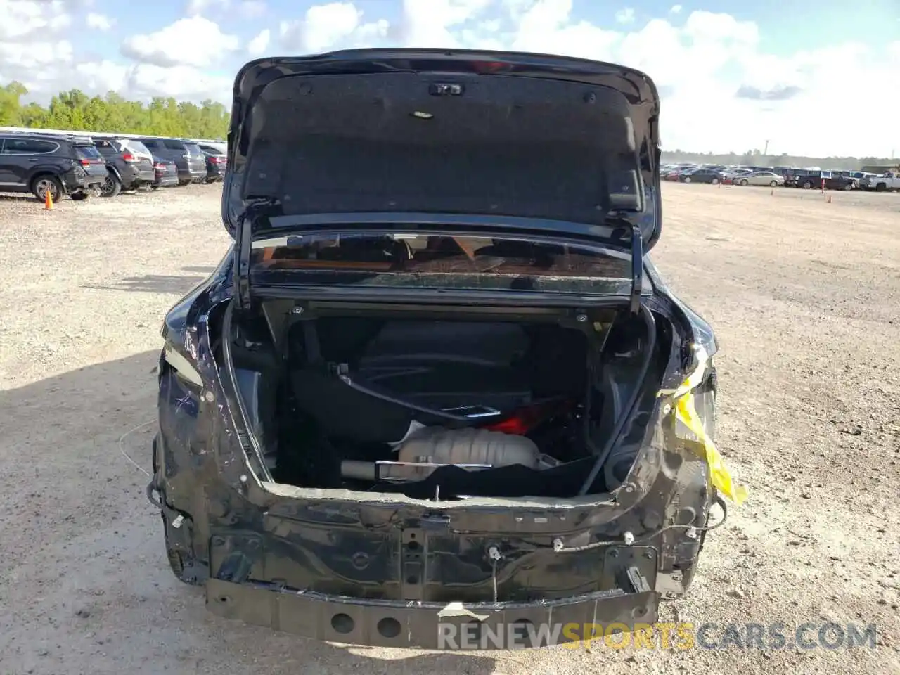 9 Photograph of a damaged car 3MYDLBYV5KY518393 TOYOTA YARIS 2019