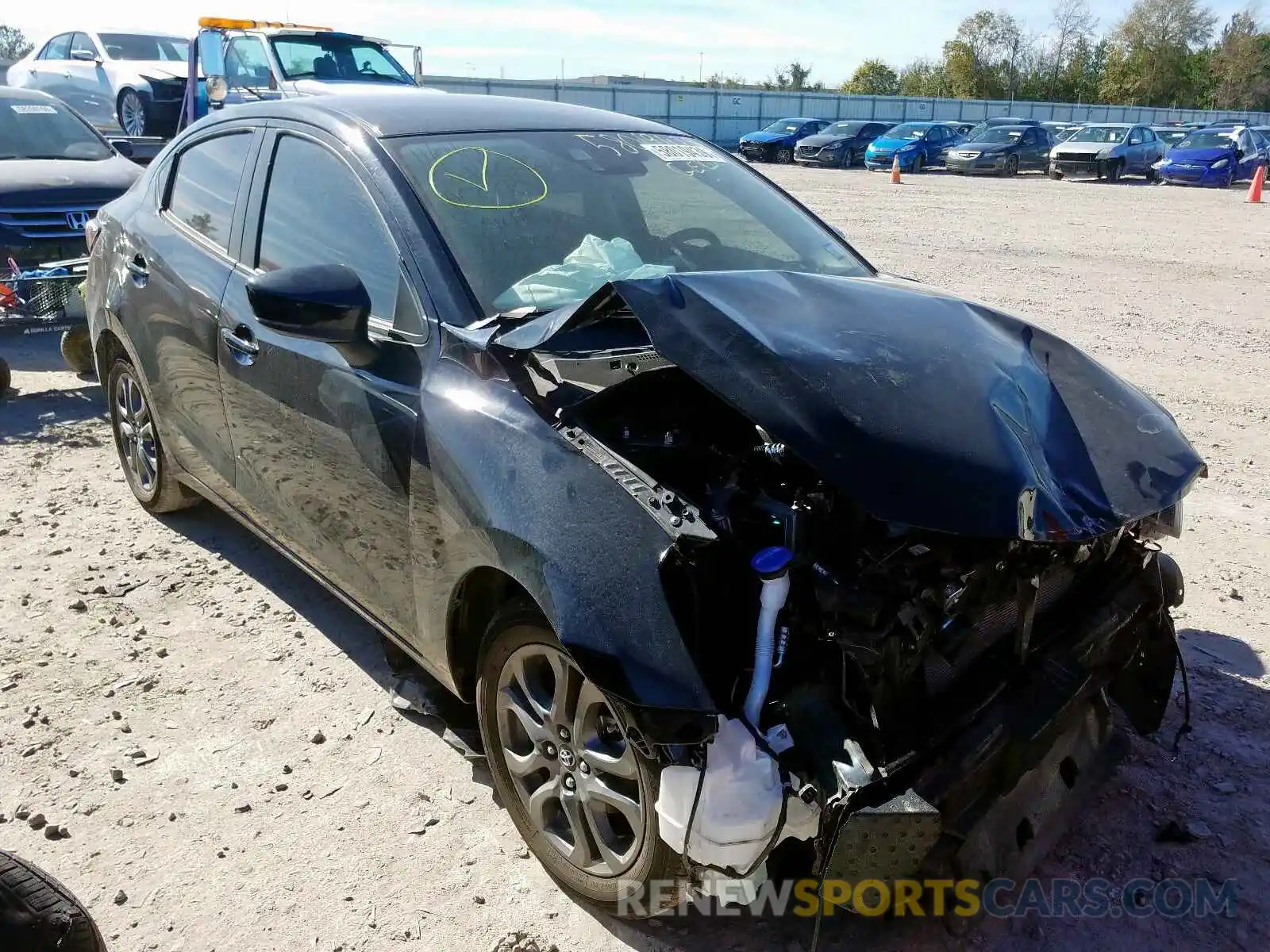 1 Photograph of a damaged car 3MYDLBYV5KY518670 TOYOTA YARIS 2019