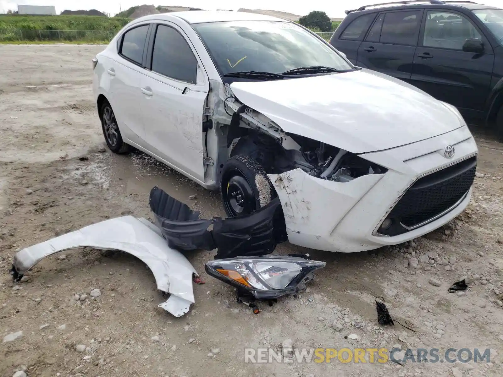 1 Photograph of a damaged car 3MYDLBYV5KY519043 TOYOTA YARIS 2019