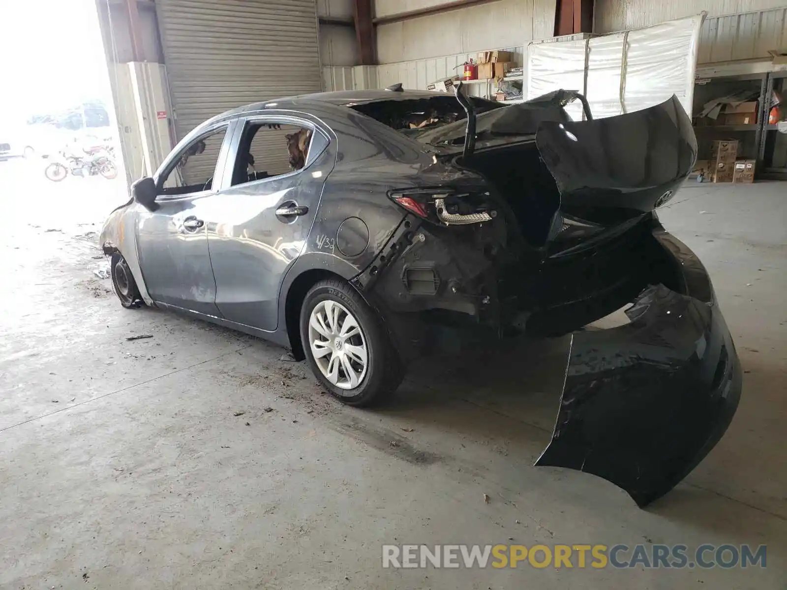 3 Photograph of a damaged car 3MYDLBYV5KY520256 TOYOTA YARIS 2019