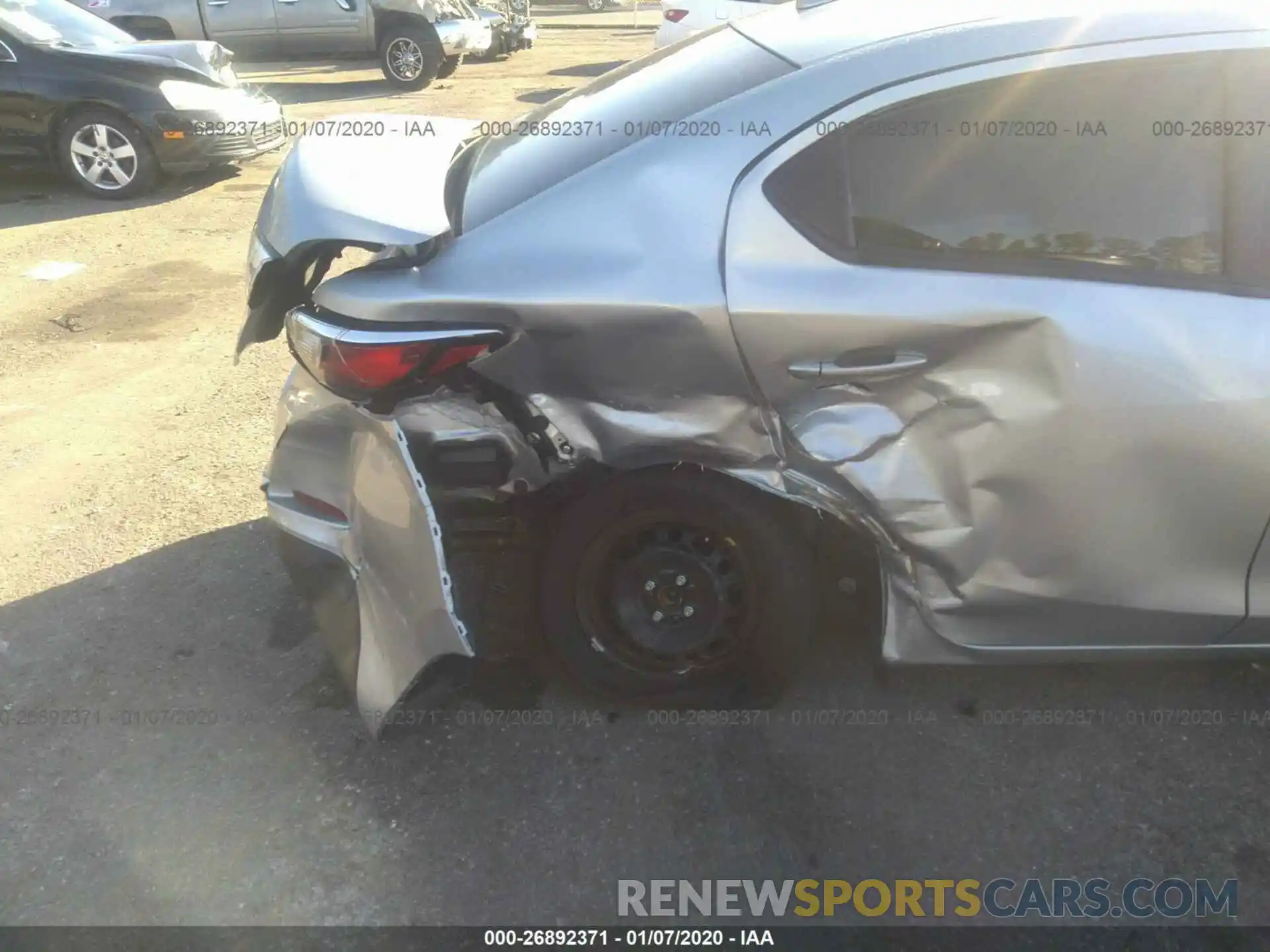 6 Photograph of a damaged car 3MYDLBYV5KY520449 TOYOTA YARIS 2019