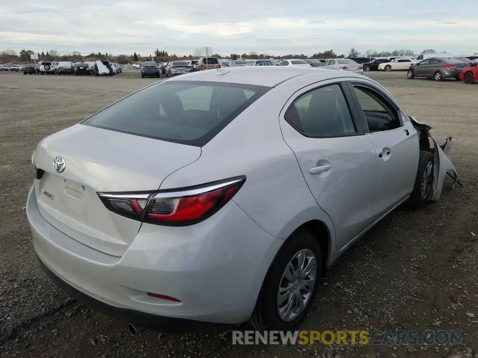 4 Photograph of a damaged car 3MYDLBYV5KY520452 TOYOTA YARIS 2019