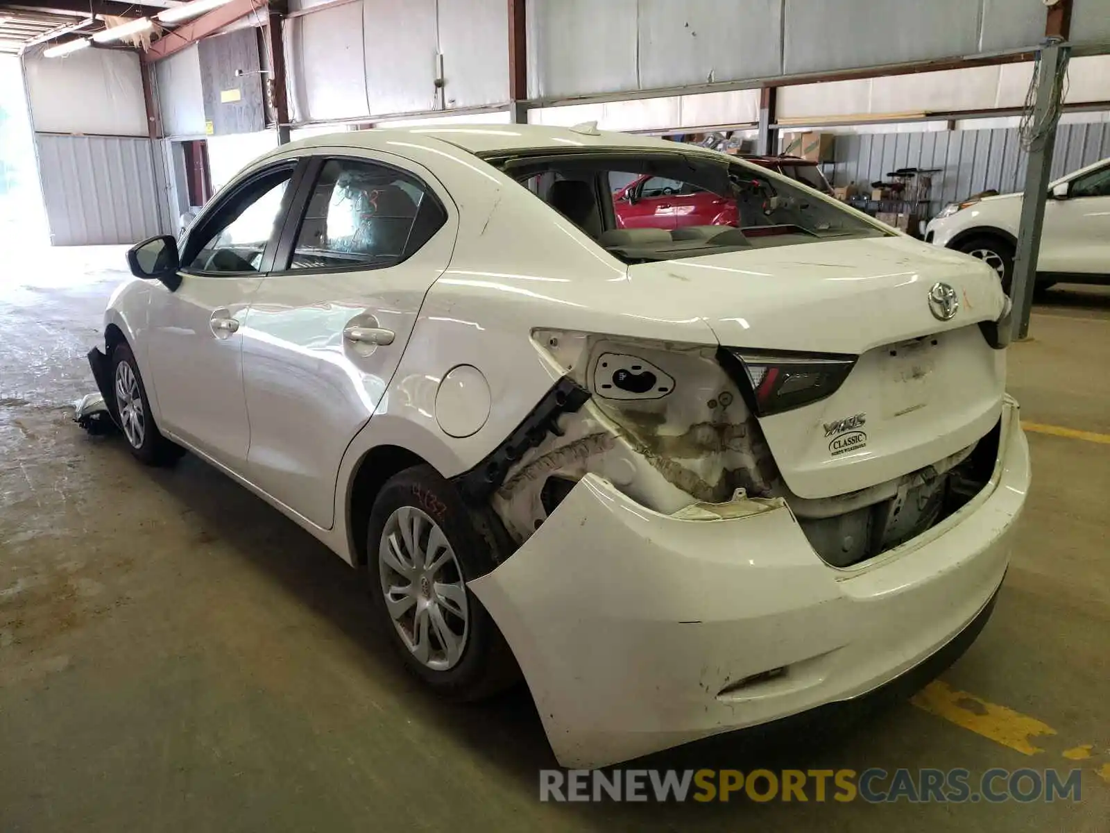 3 Photograph of a damaged car 3MYDLBYV5KY520497 TOYOTA YARIS 2019