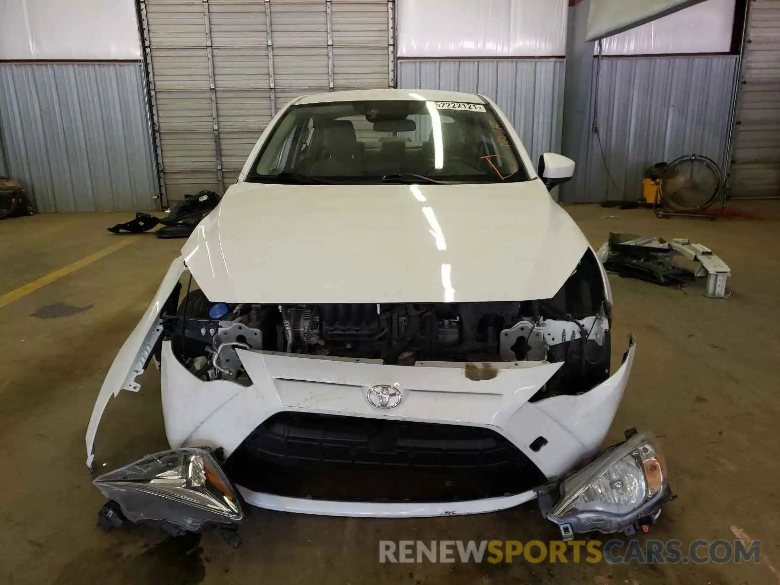 9 Photograph of a damaged car 3MYDLBYV5KY520497 TOYOTA YARIS 2019