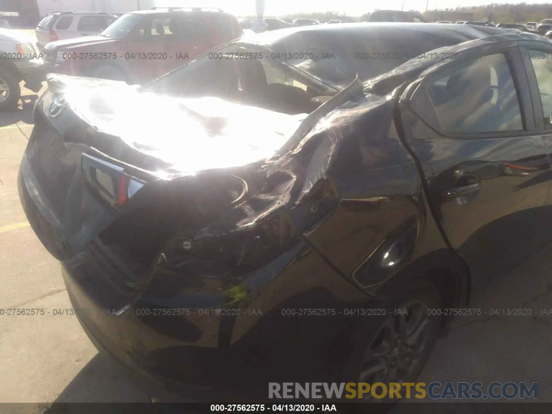 6 Photograph of a damaged car 3MYDLBYV5KY520659 TOYOTA YARIS 2019