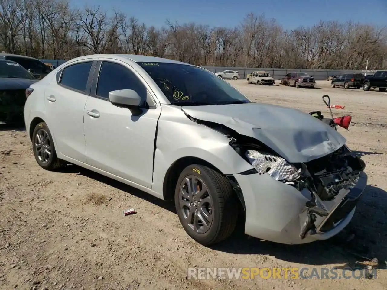 1 Photograph of a damaged car 3MYDLBYV5KY520824 TOYOTA YARIS 2019