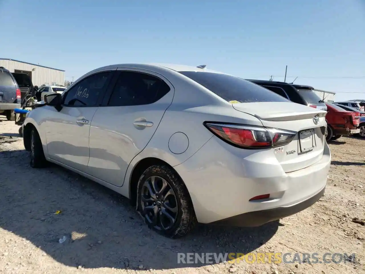 3 Photograph of a damaged car 3MYDLBYV5KY520824 TOYOTA YARIS 2019