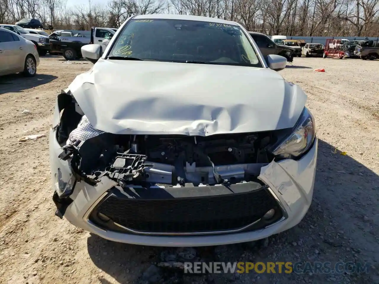 9 Photograph of a damaged car 3MYDLBYV5KY520824 TOYOTA YARIS 2019