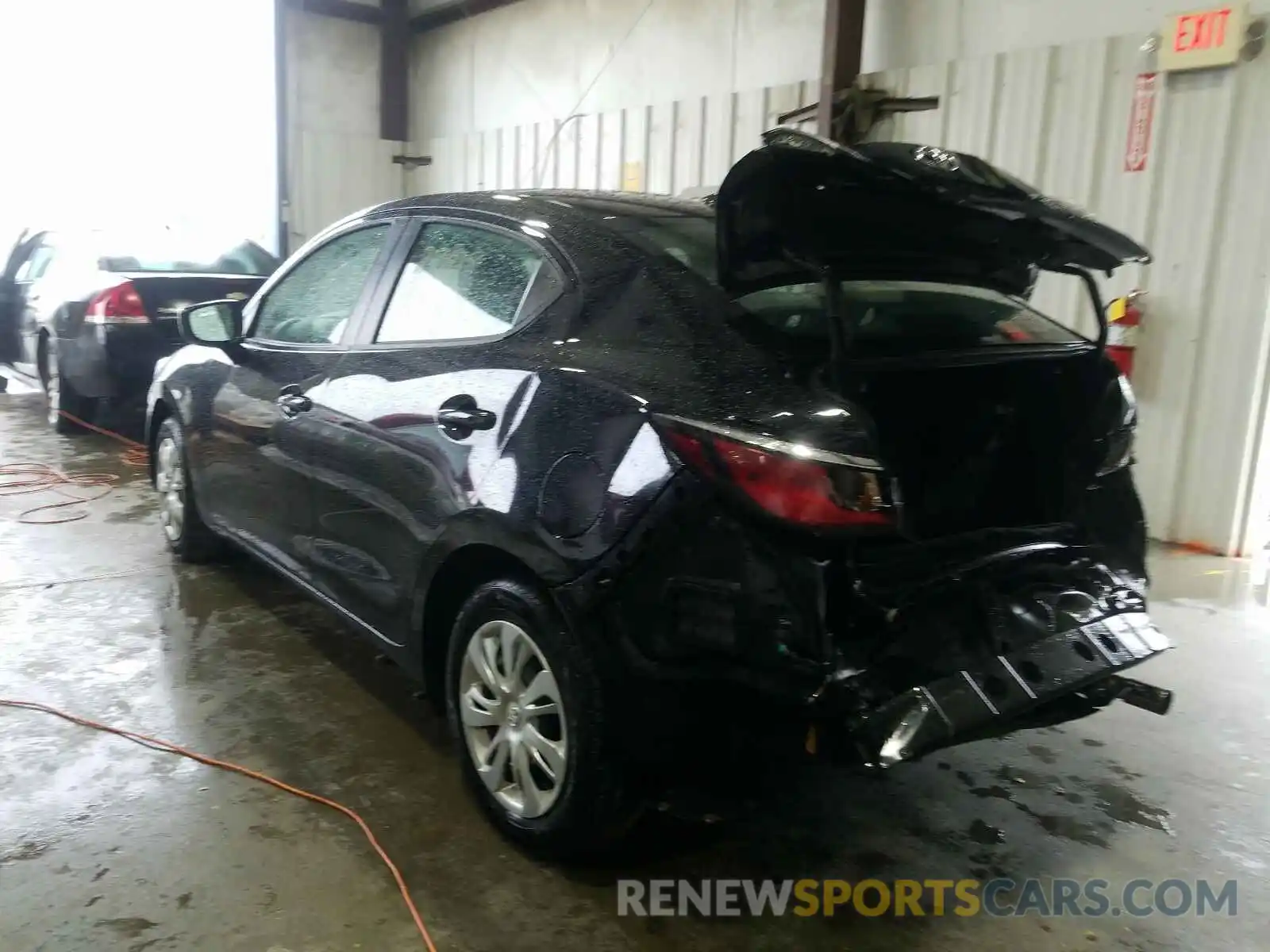 3 Photograph of a damaged car 3MYDLBYV5KY522105 TOYOTA YARIS 2019