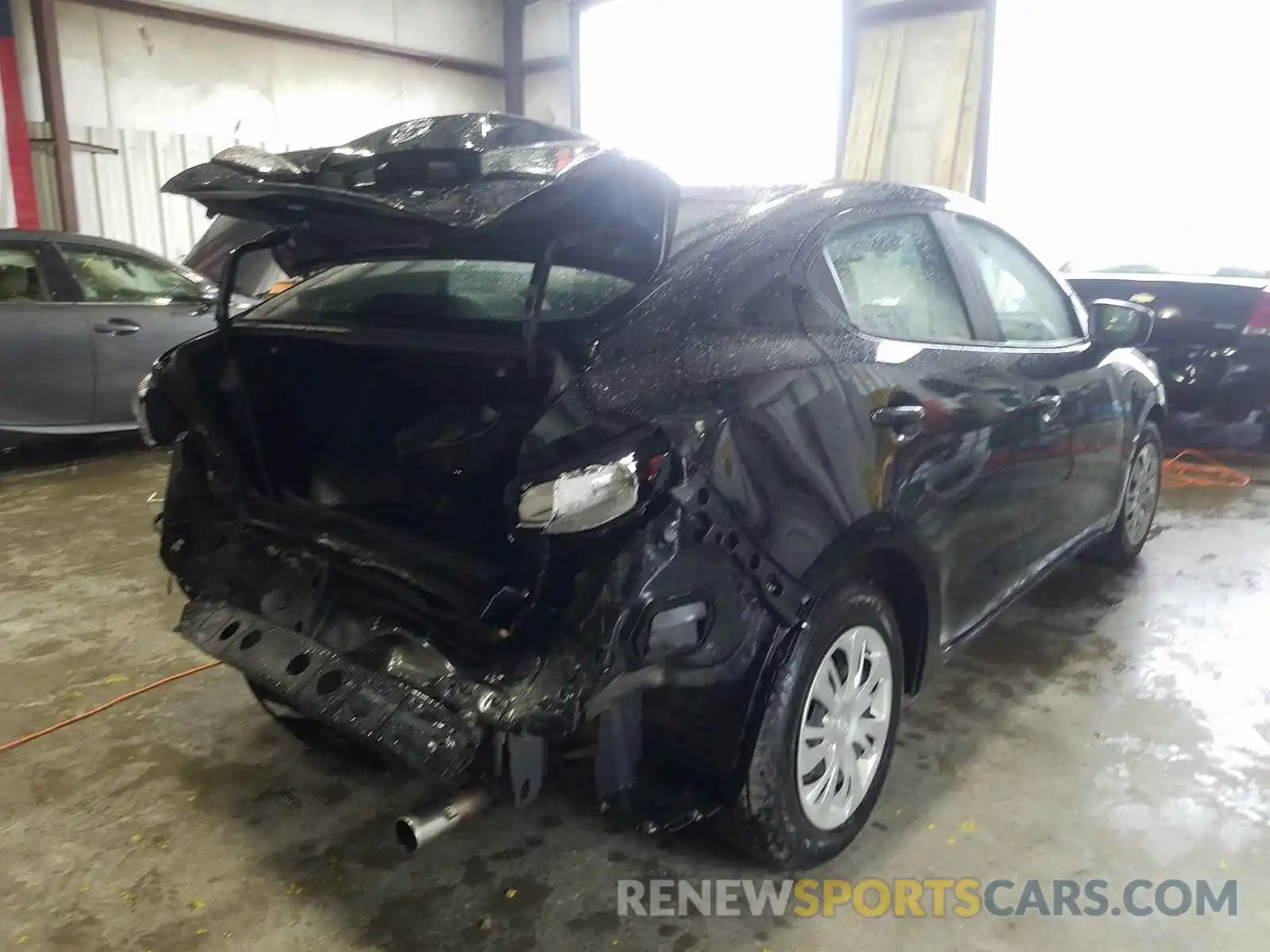 4 Photograph of a damaged car 3MYDLBYV5KY522105 TOYOTA YARIS 2019
