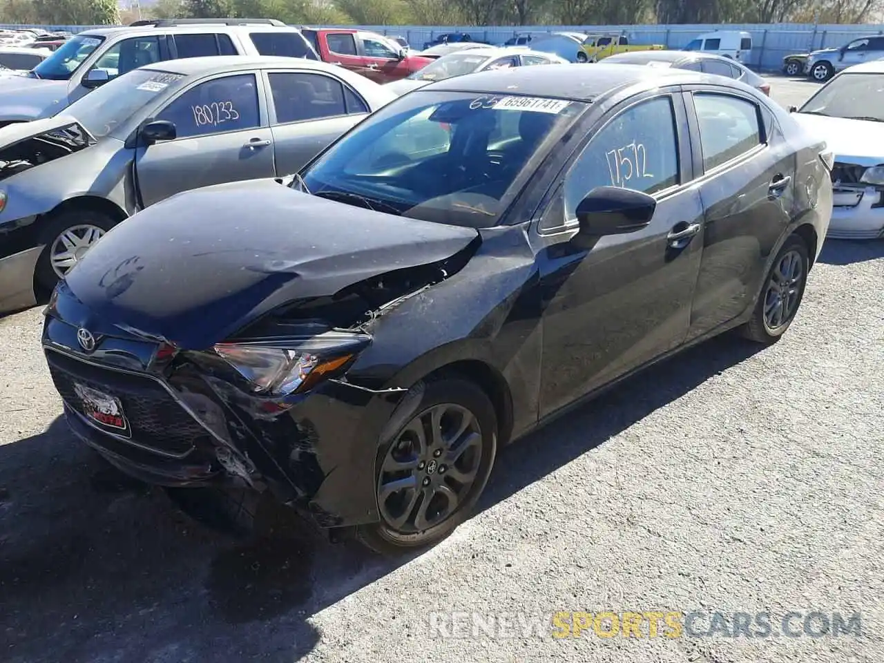 2 Photograph of a damaged car 3MYDLBYV5KY522556 TOYOTA YARIS 2019