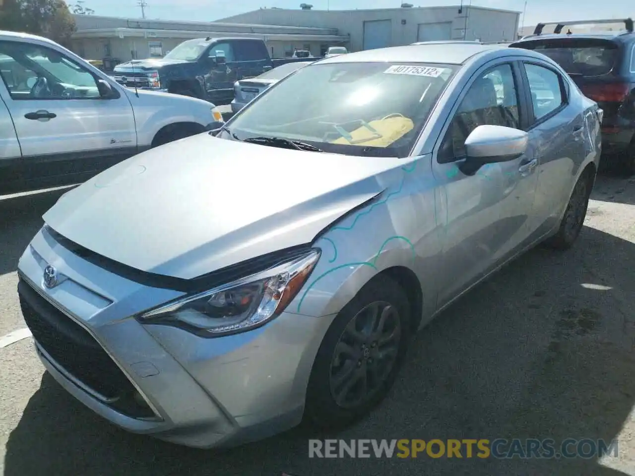 2 Photograph of a damaged car 3MYDLBYV5KY523092 TOYOTA YARIS 2019