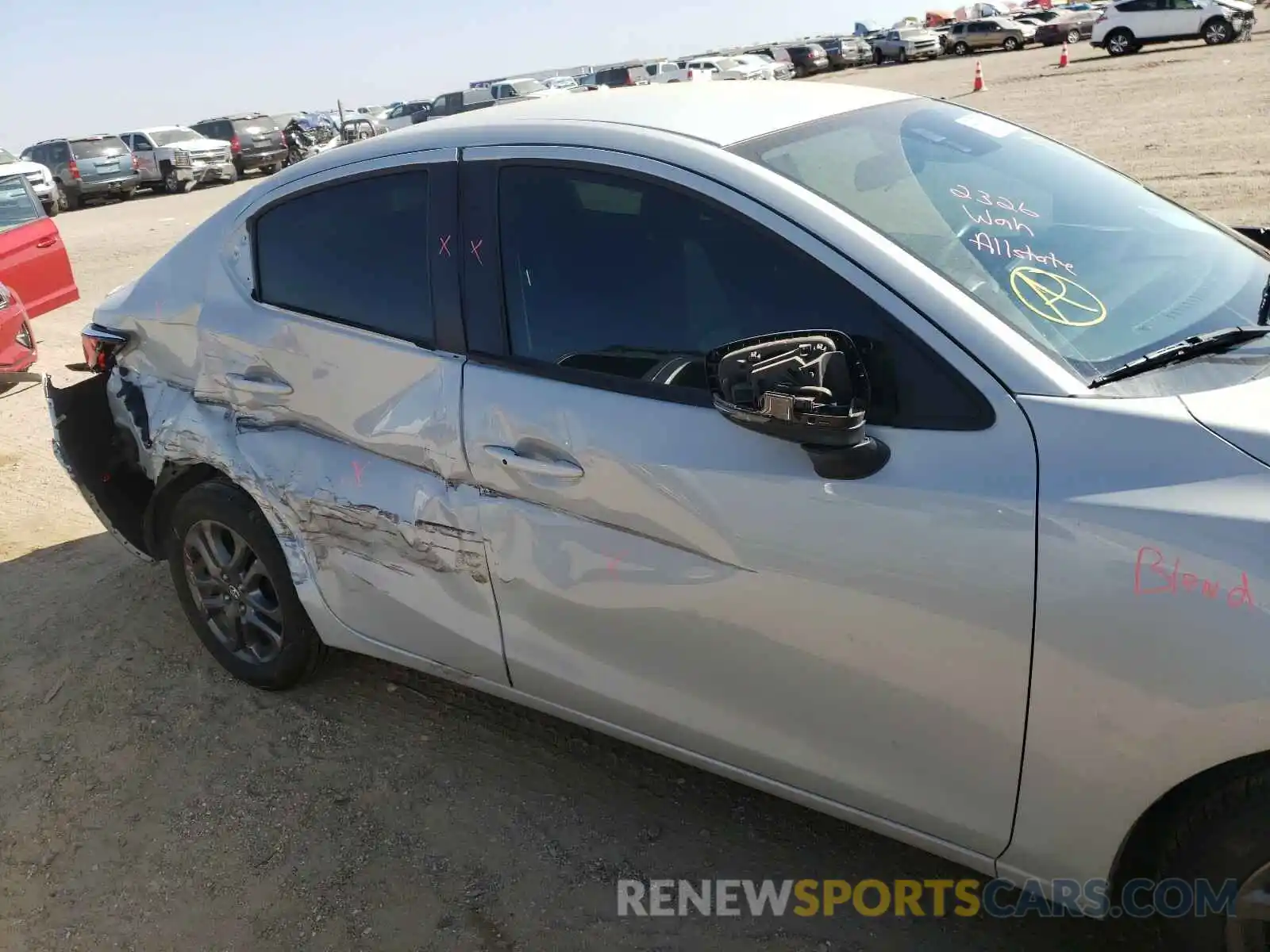 9 Photograph of a damaged car 3MYDLBYV5KY523349 TOYOTA YARIS 2019