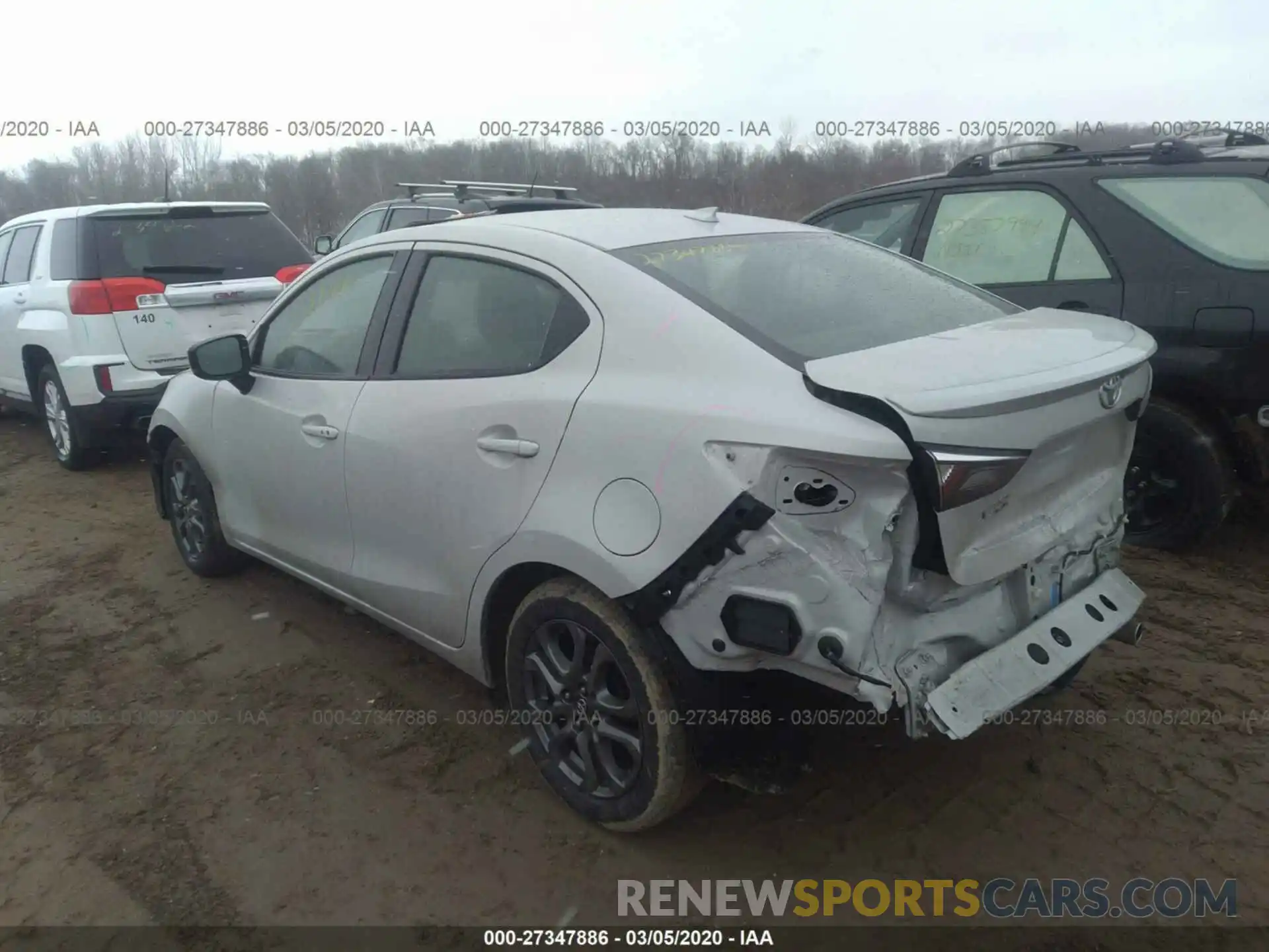 3 Photograph of a damaged car 3MYDLBYV5KY523366 TOYOTA YARIS 2019