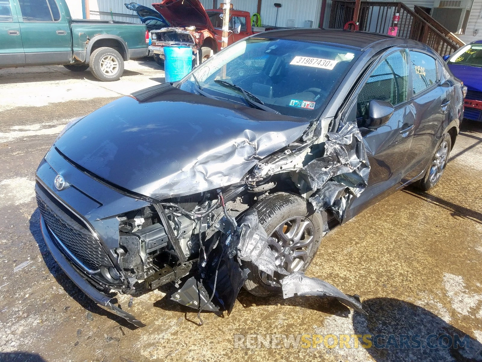 2 Photograph of a damaged car 3MYDLBYV5KY524064 TOYOTA YARIS 2019
