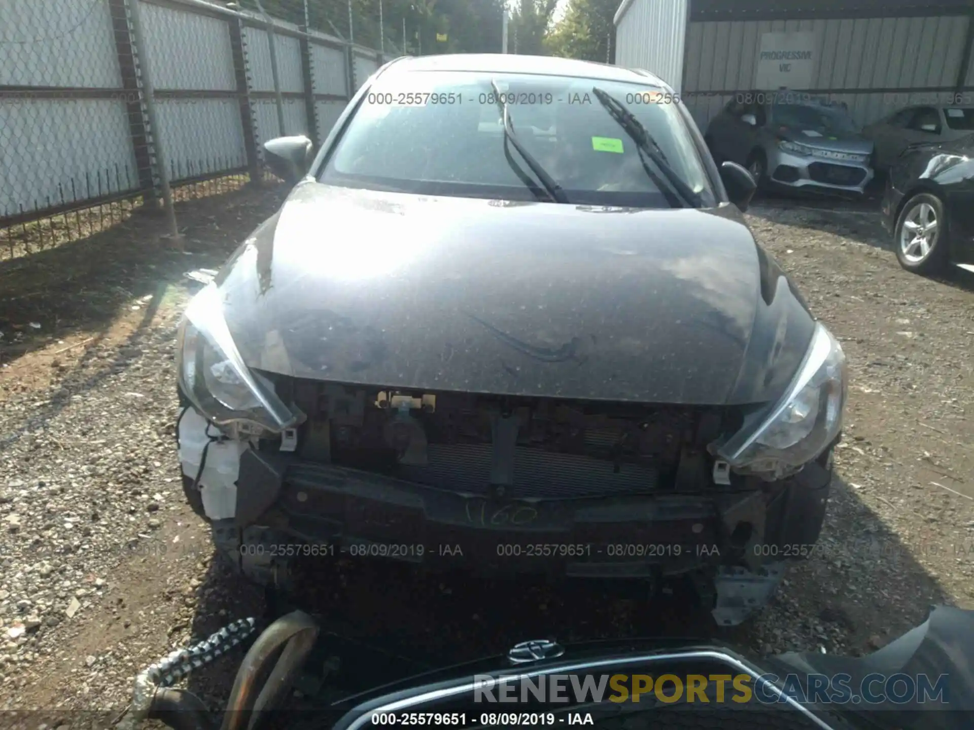 6 Photograph of a damaged car 3MYDLBYV5KY524114 TOYOTA YARIS 2019