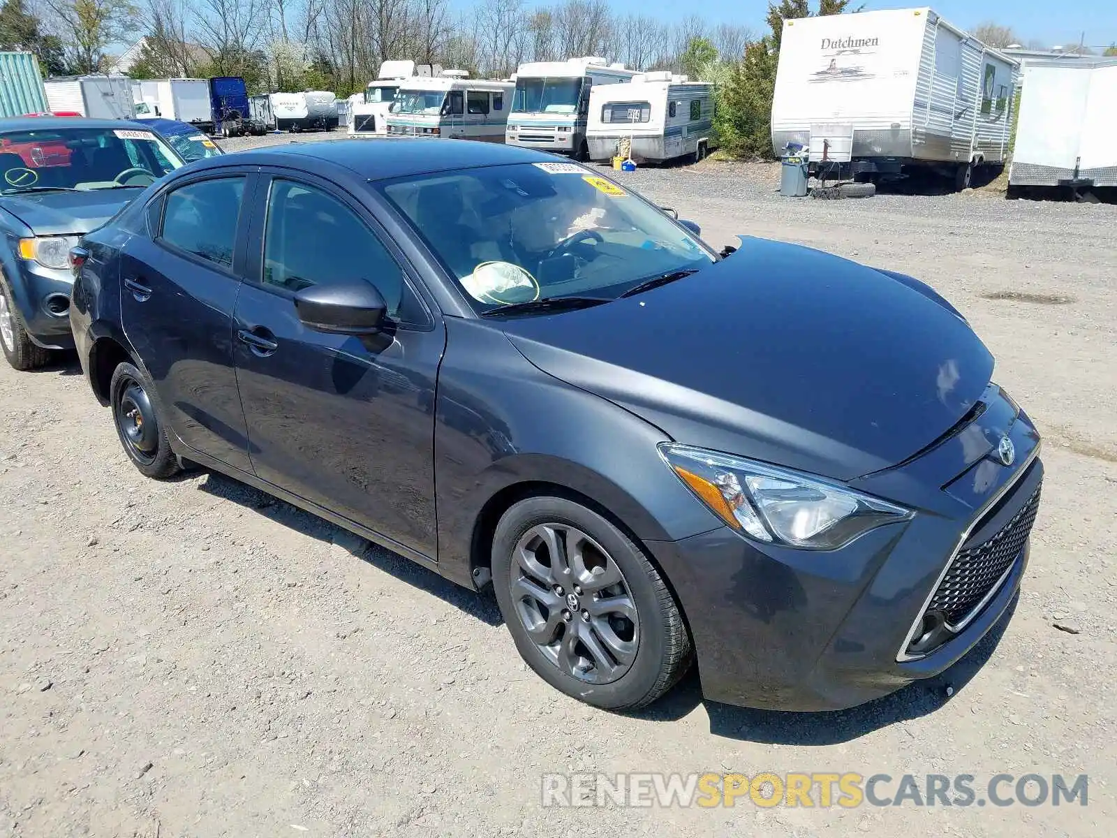 1 Photograph of a damaged car 3MYDLBYV5KY525733 TOYOTA YARIS 2019