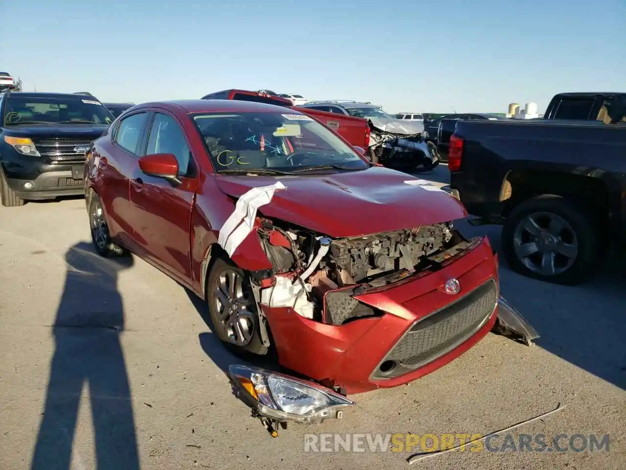 1 Photograph of a damaged car 3MYDLBYV5KY526350 TOYOTA YARIS 2019