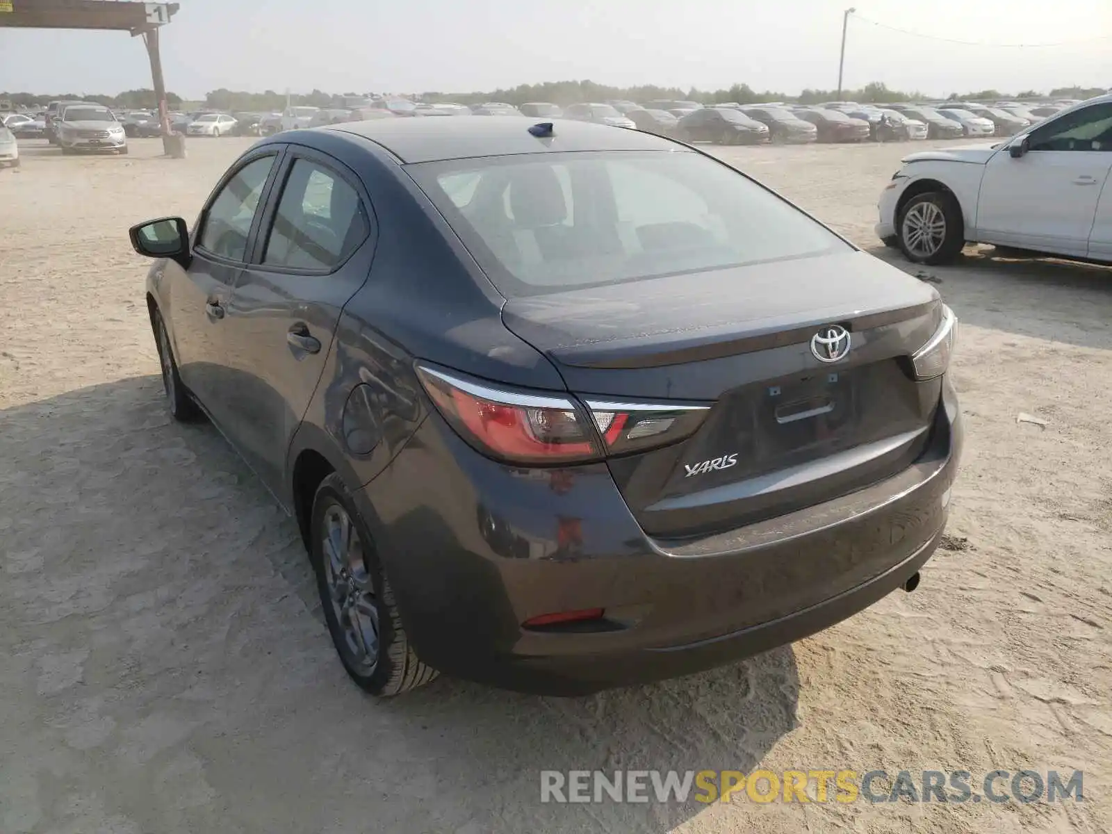 3 Photograph of a damaged car 3MYDLBYV5KY526753 TOYOTA YARIS 2019