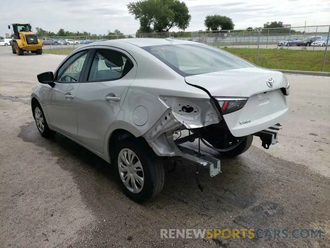 3 Photograph of a damaged car 3MYDLBYV6KY500131 TOYOTA YARIS 2019