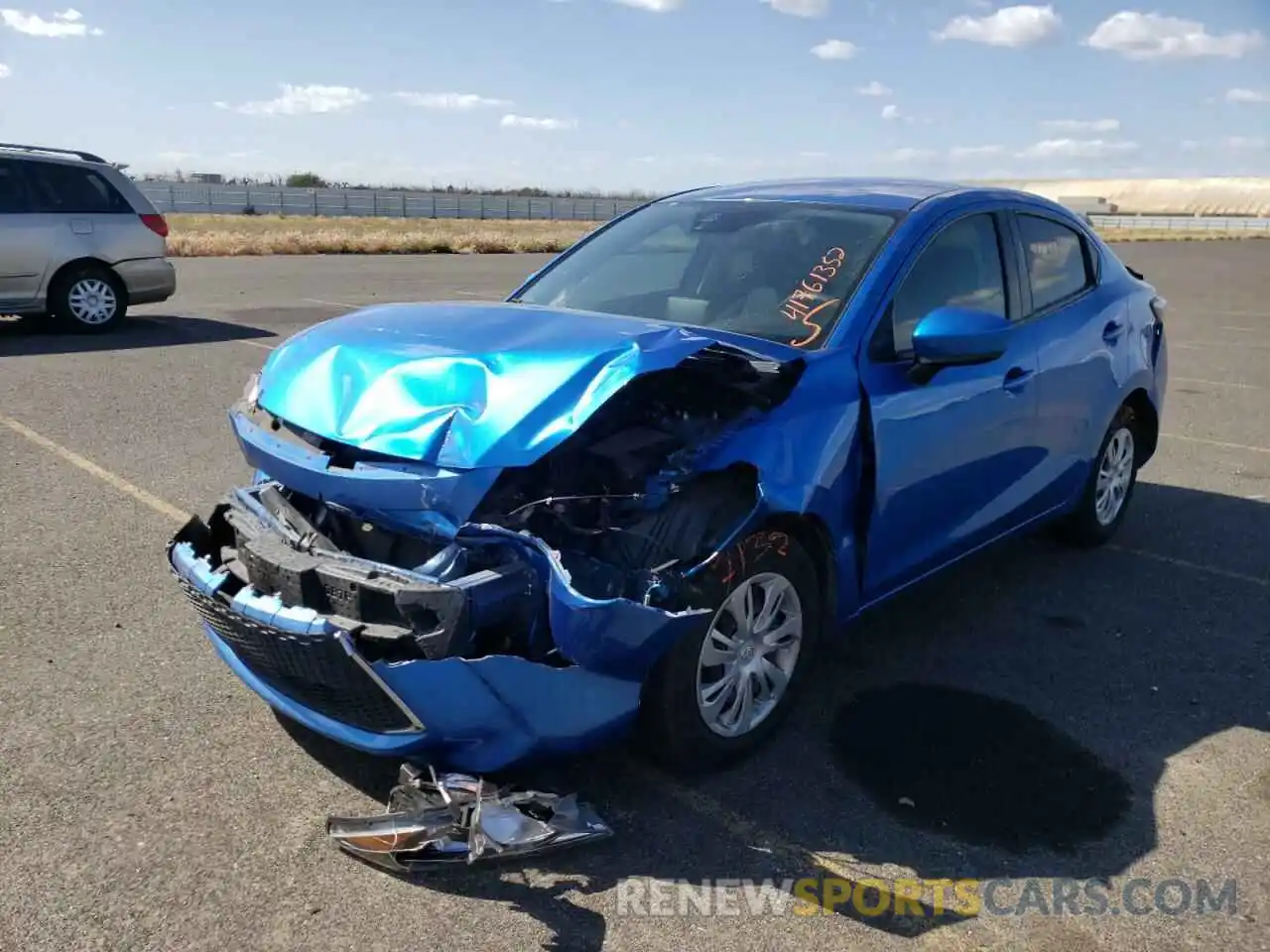 2 Photograph of a damaged car 3MYDLBYV6KY500288 TOYOTA YARIS 2019