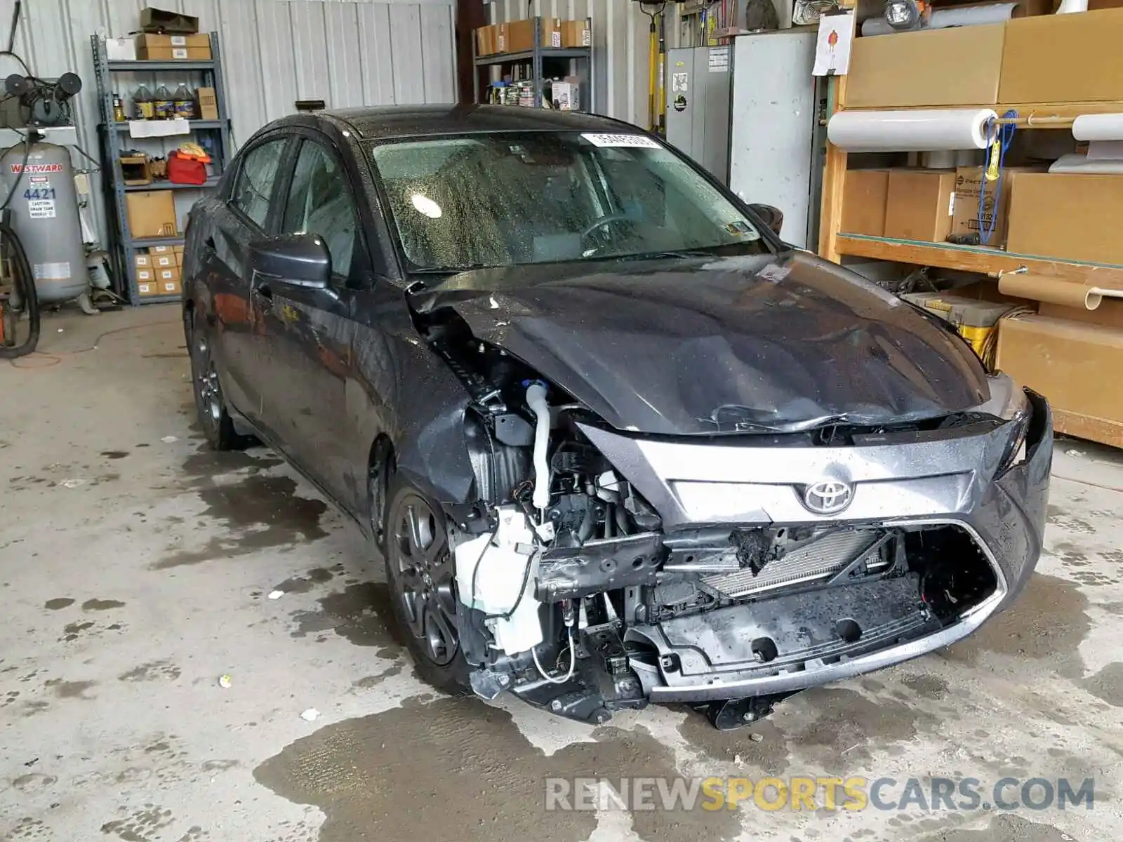 1 Photograph of a damaged car 3MYDLBYV6KY500856 TOYOTA YARIS 2019