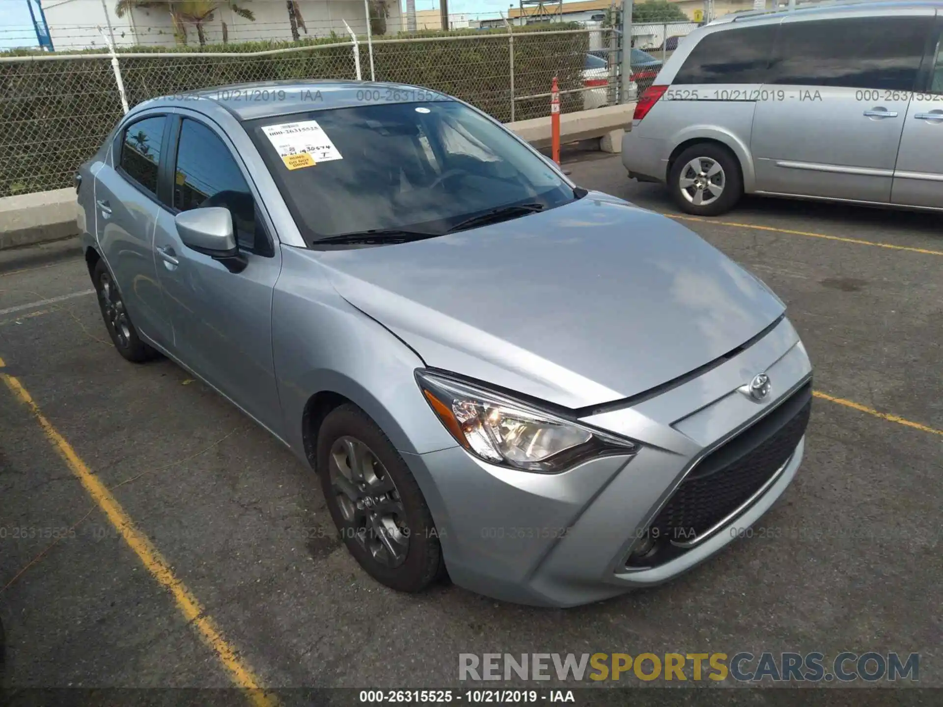 1 Photograph of a damaged car 3MYDLBYV6KY502378 TOYOTA YARIS 2019