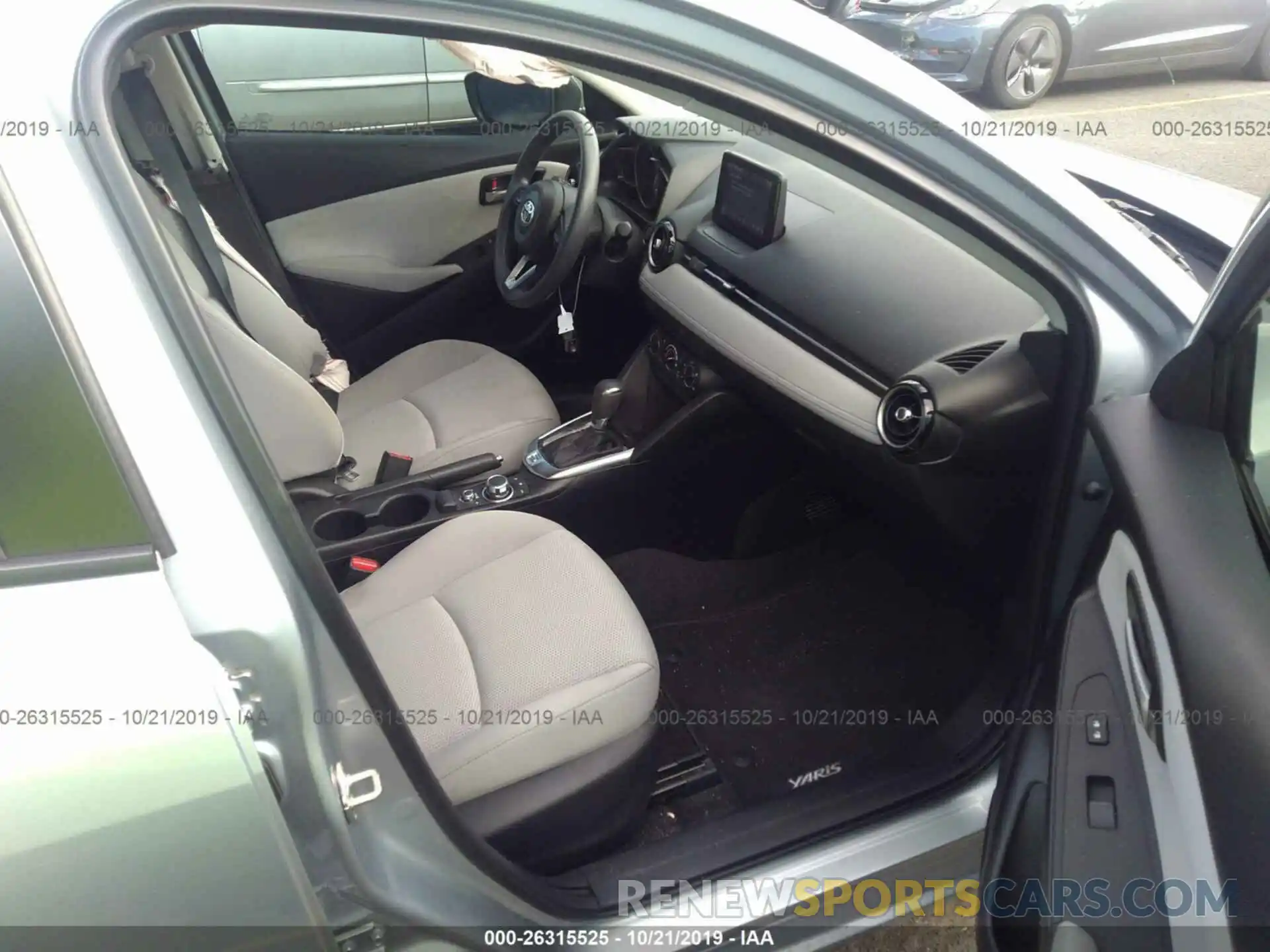 5 Photograph of a damaged car 3MYDLBYV6KY502378 TOYOTA YARIS 2019