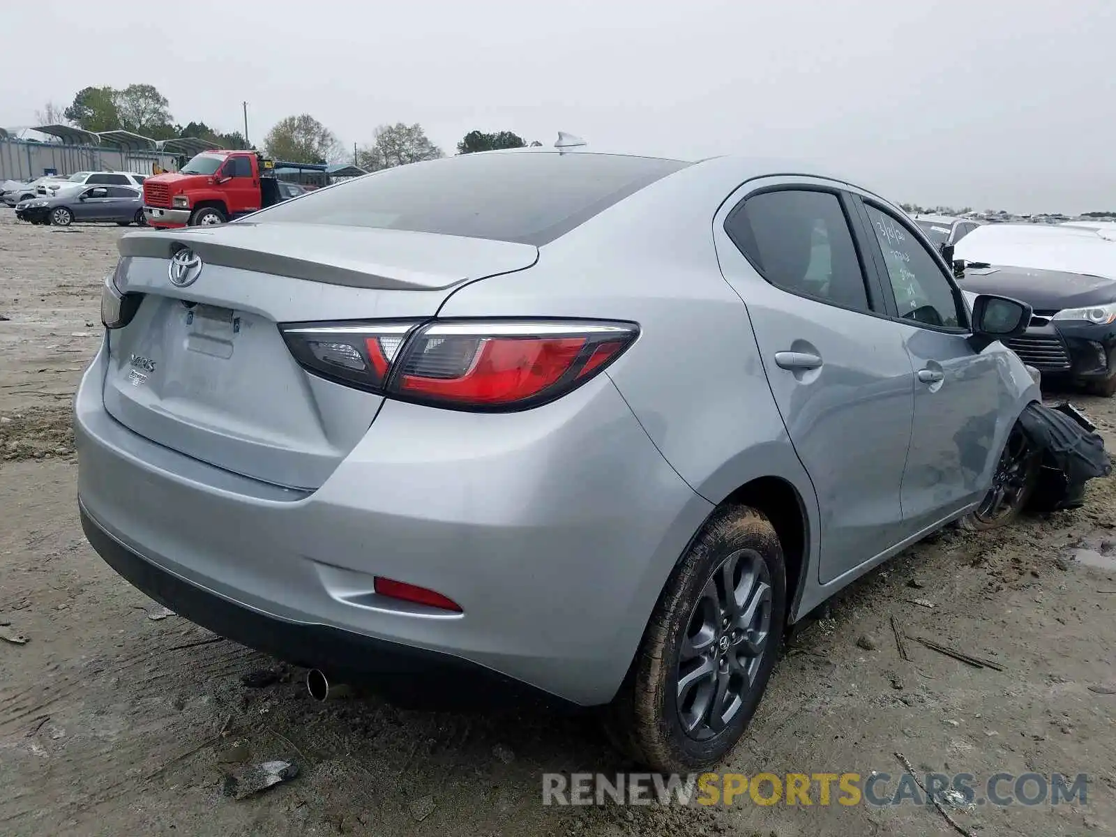 4 Photograph of a damaged car 3MYDLBYV6KY502400 TOYOTA YARIS 2019