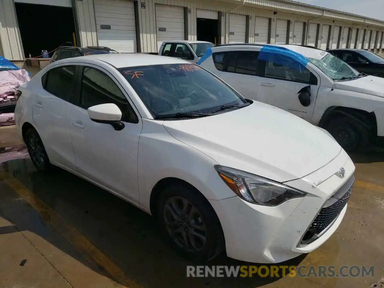 1 Photograph of a damaged car 3MYDLBYV6KY502591 TOYOTA YARIS 2019