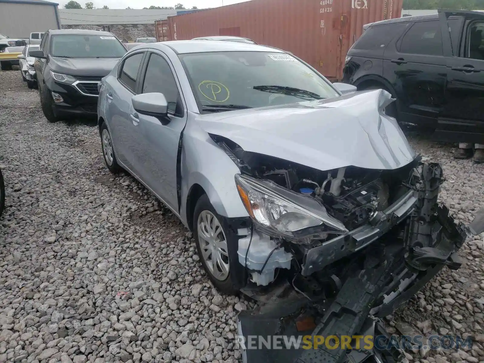 1 Photograph of a damaged car 3MYDLBYV6KY502705 TOYOTA YARIS 2019