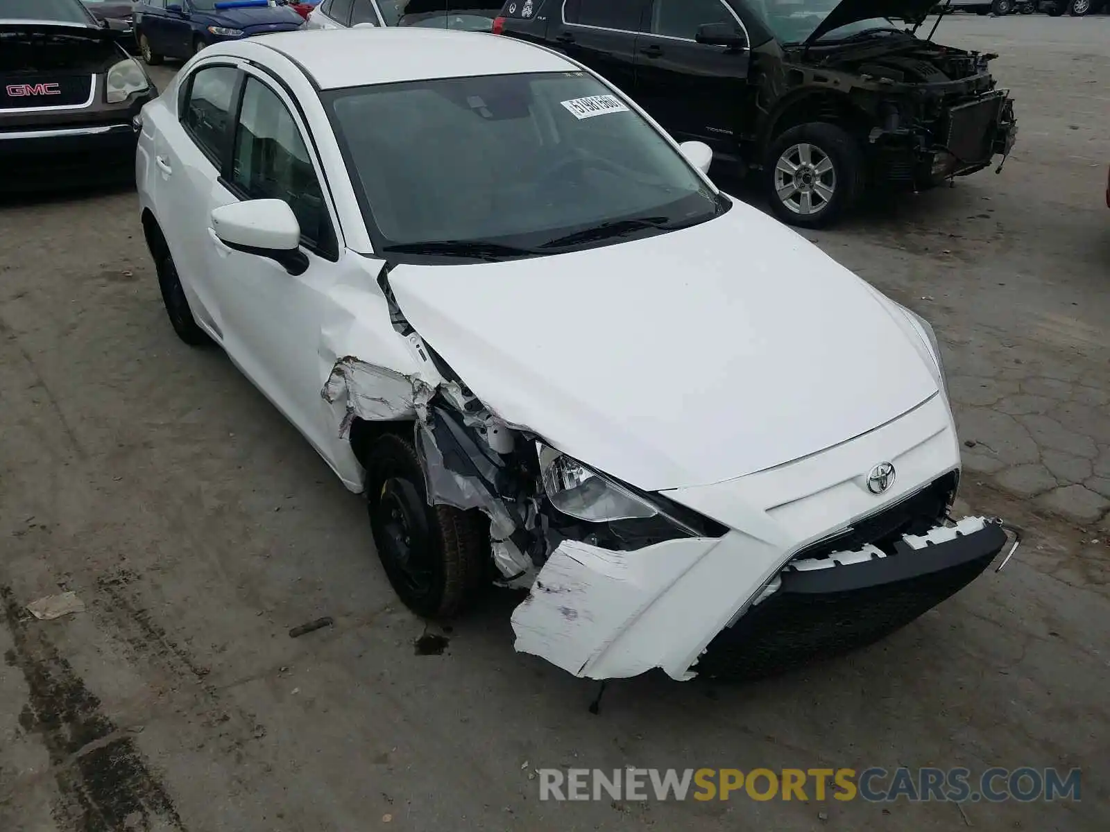 1 Photograph of a damaged car 3MYDLBYV6KY503157 TOYOTA YARIS 2019