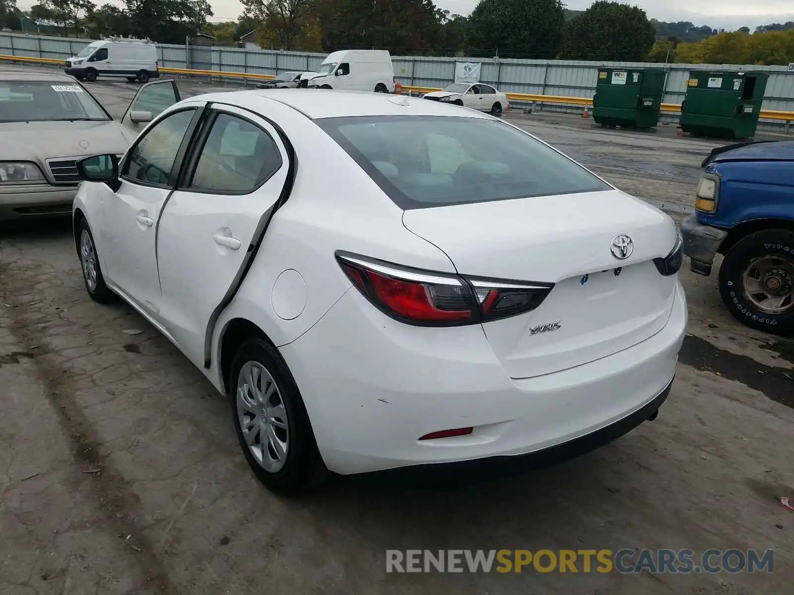 3 Photograph of a damaged car 3MYDLBYV6KY503157 TOYOTA YARIS 2019