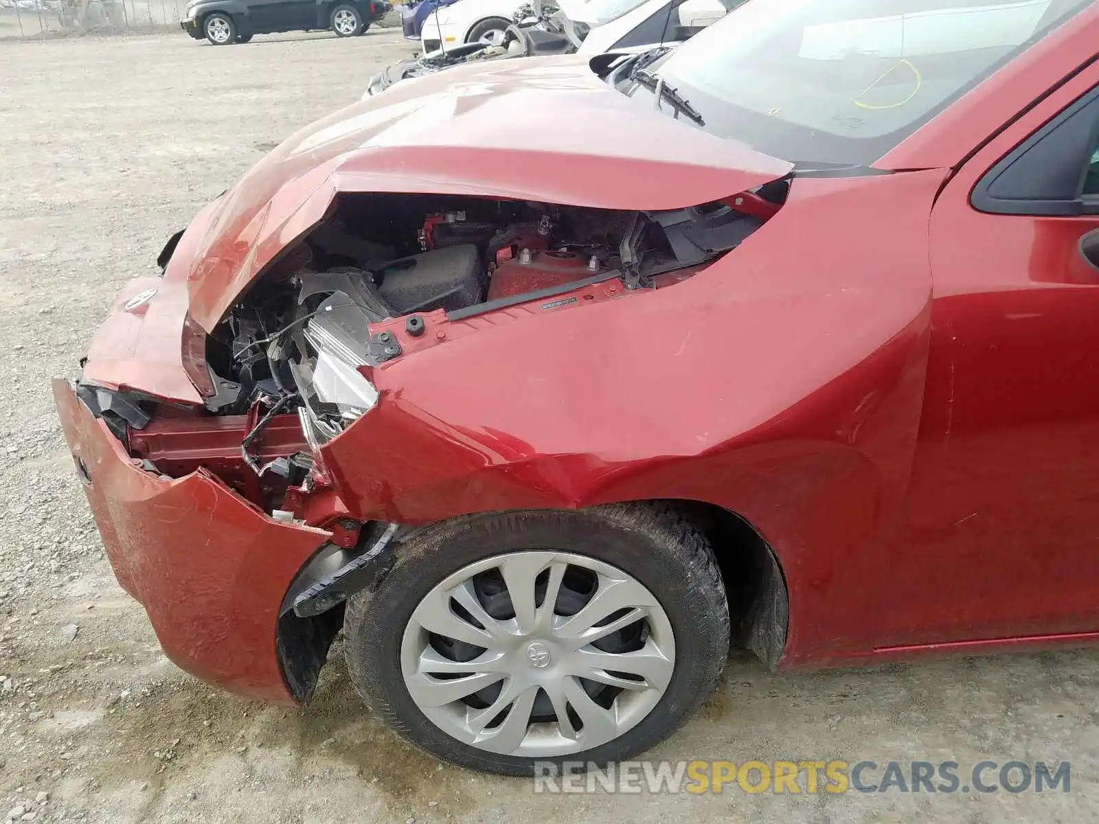 9 Photograph of a damaged car 3MYDLBYV6KY505717 TOYOTA YARIS 2019