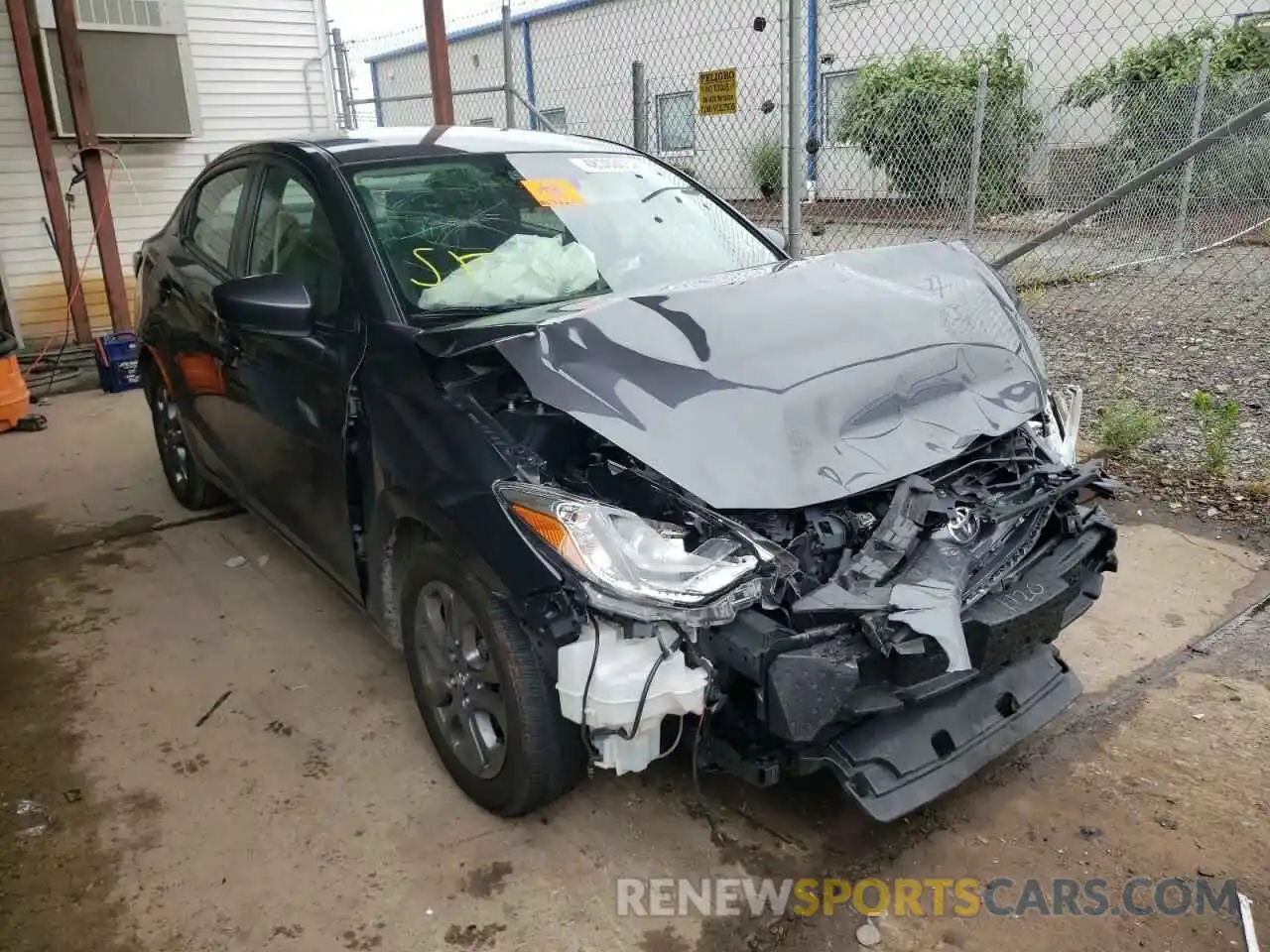 1 Photograph of a damaged car 3MYDLBYV6KY507337 TOYOTA YARIS 2019