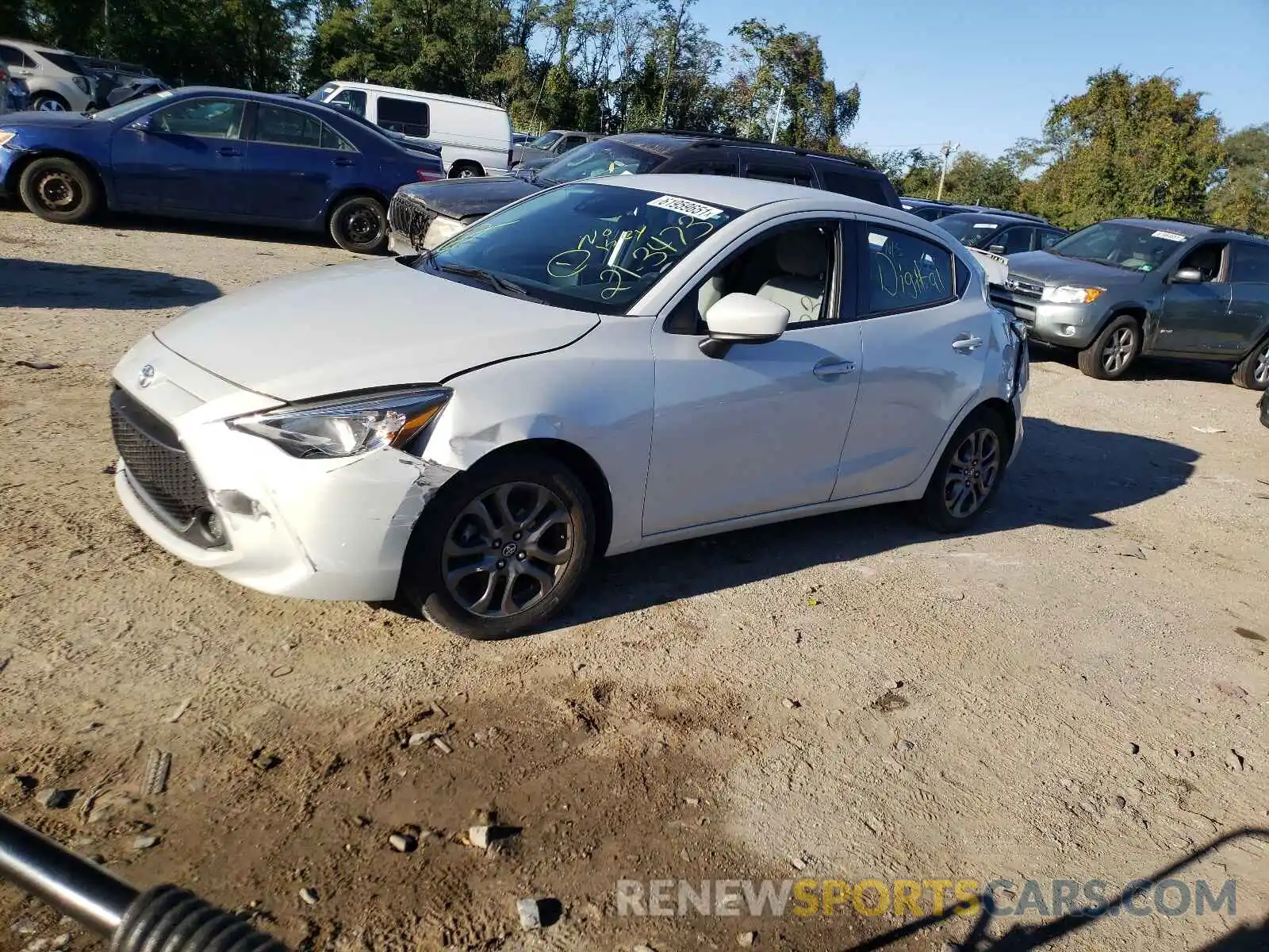 2 Photograph of a damaged car 3MYDLBYV6KY507855 TOYOTA YARIS 2019