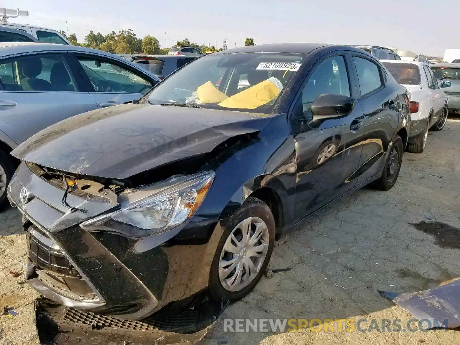 2 Photograph of a damaged car 3MYDLBYV6KY508293 TOYOTA YARIS 2019