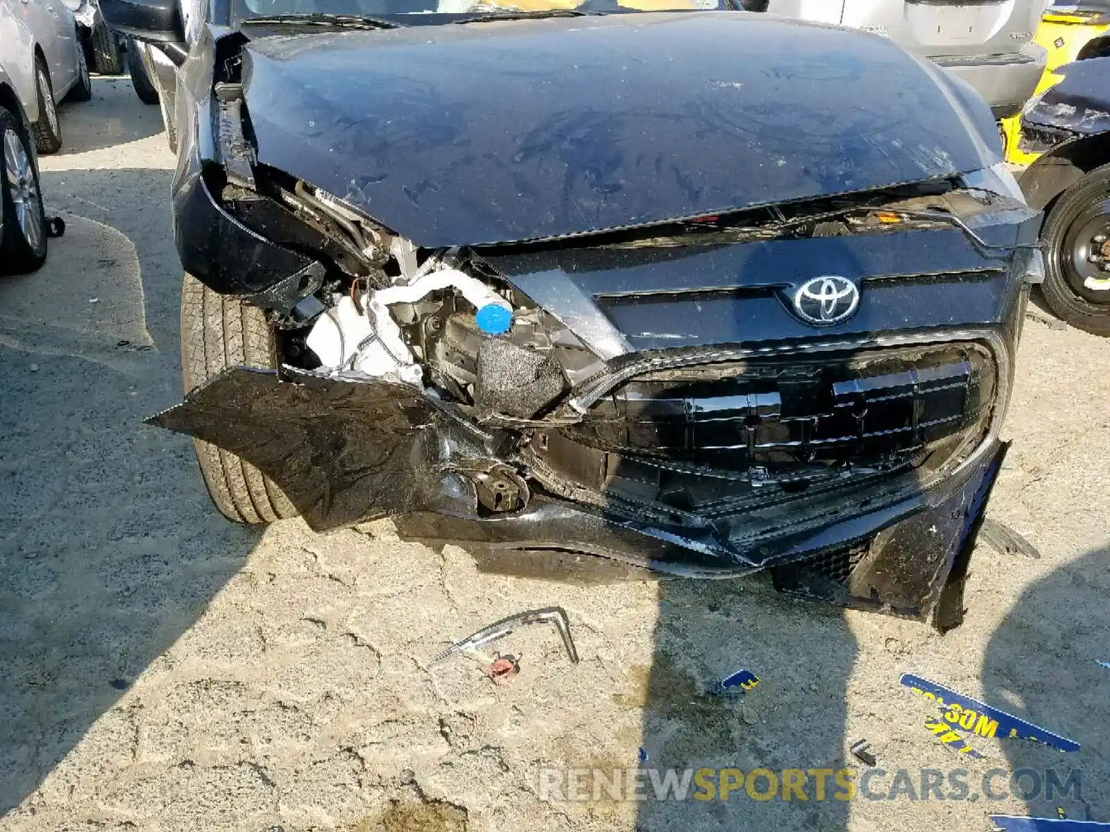 9 Photograph of a damaged car 3MYDLBYV6KY508293 TOYOTA YARIS 2019