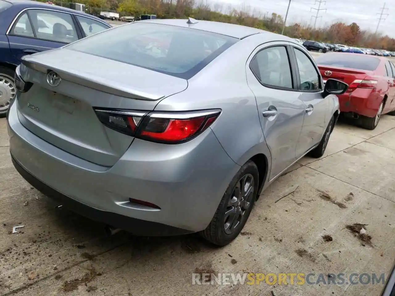 4 Photograph of a damaged car 3MYDLBYV6KY508746 TOYOTA YARIS 2019