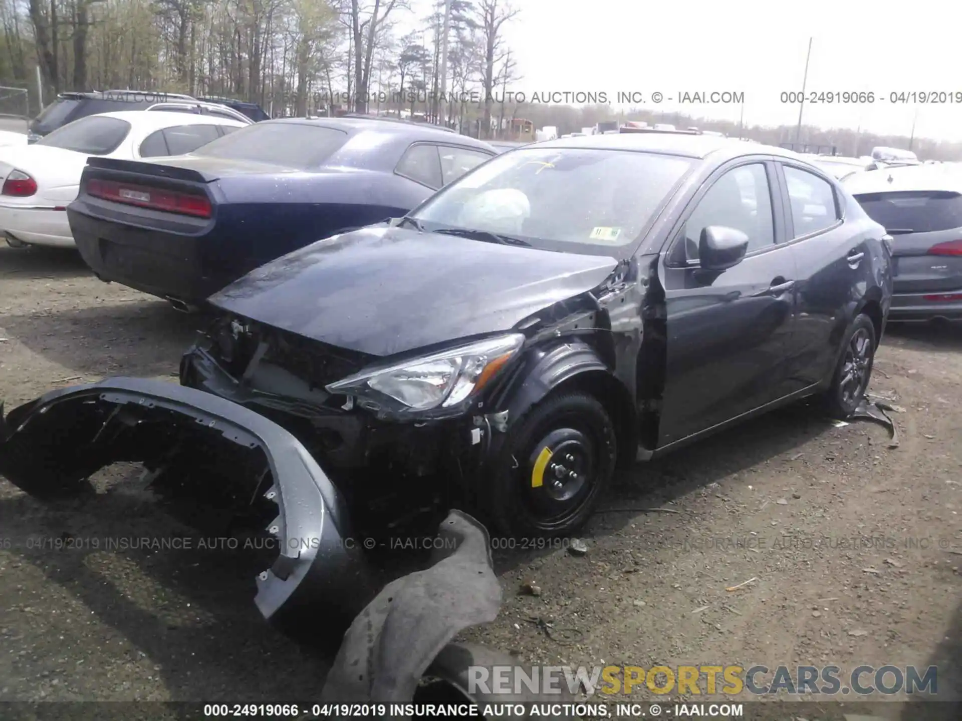 2 Photograph of a damaged car 3MYDLBYV6KY509010 TOYOTA YARIS 2019