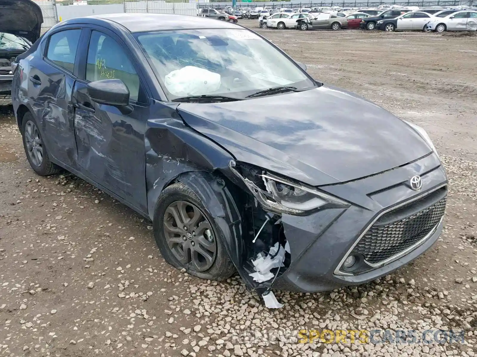 1 Photograph of a damaged car 3MYDLBYV6KY509654 TOYOTA YARIS 2019