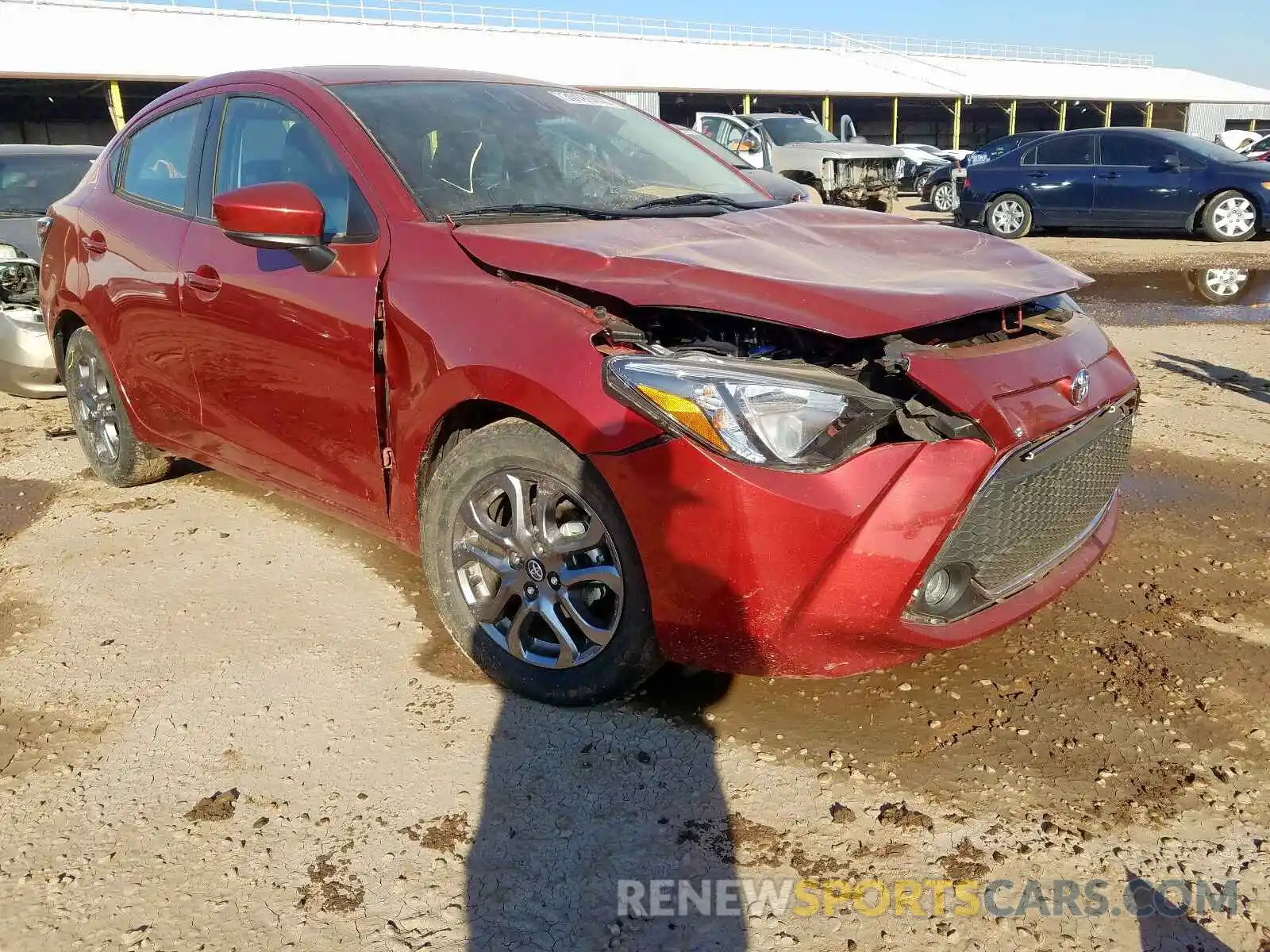 1 Photograph of a damaged car 3MYDLBYV6KY510495 TOYOTA YARIS 2019