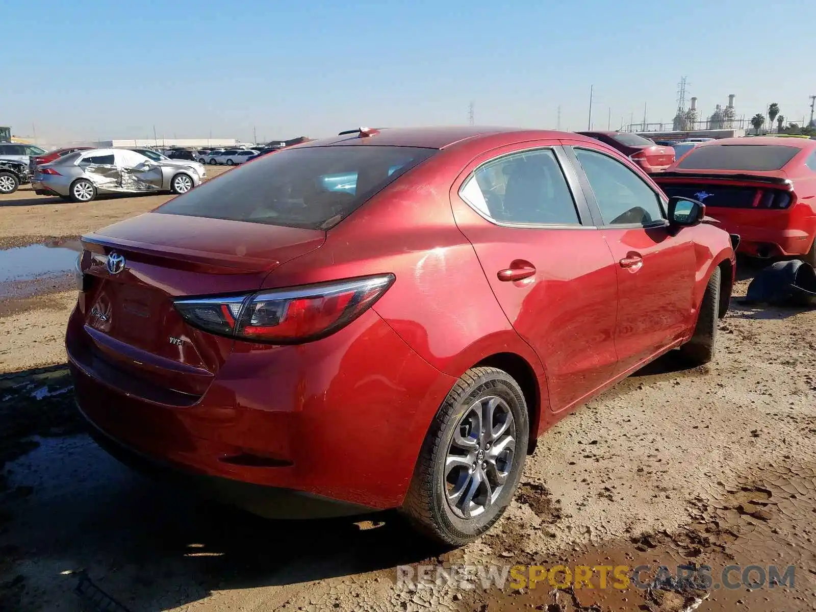 4 Photograph of a damaged car 3MYDLBYV6KY510495 TOYOTA YARIS 2019