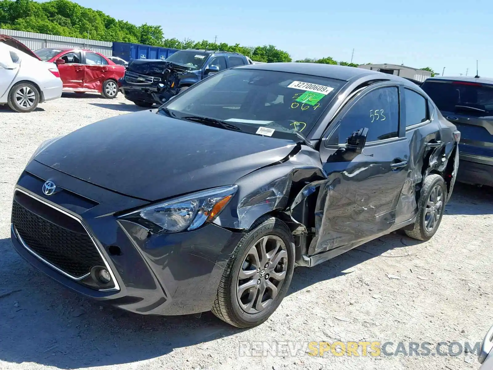 2 Photograph of a damaged car 3MYDLBYV6KY512067 TOYOTA YARIS 2019