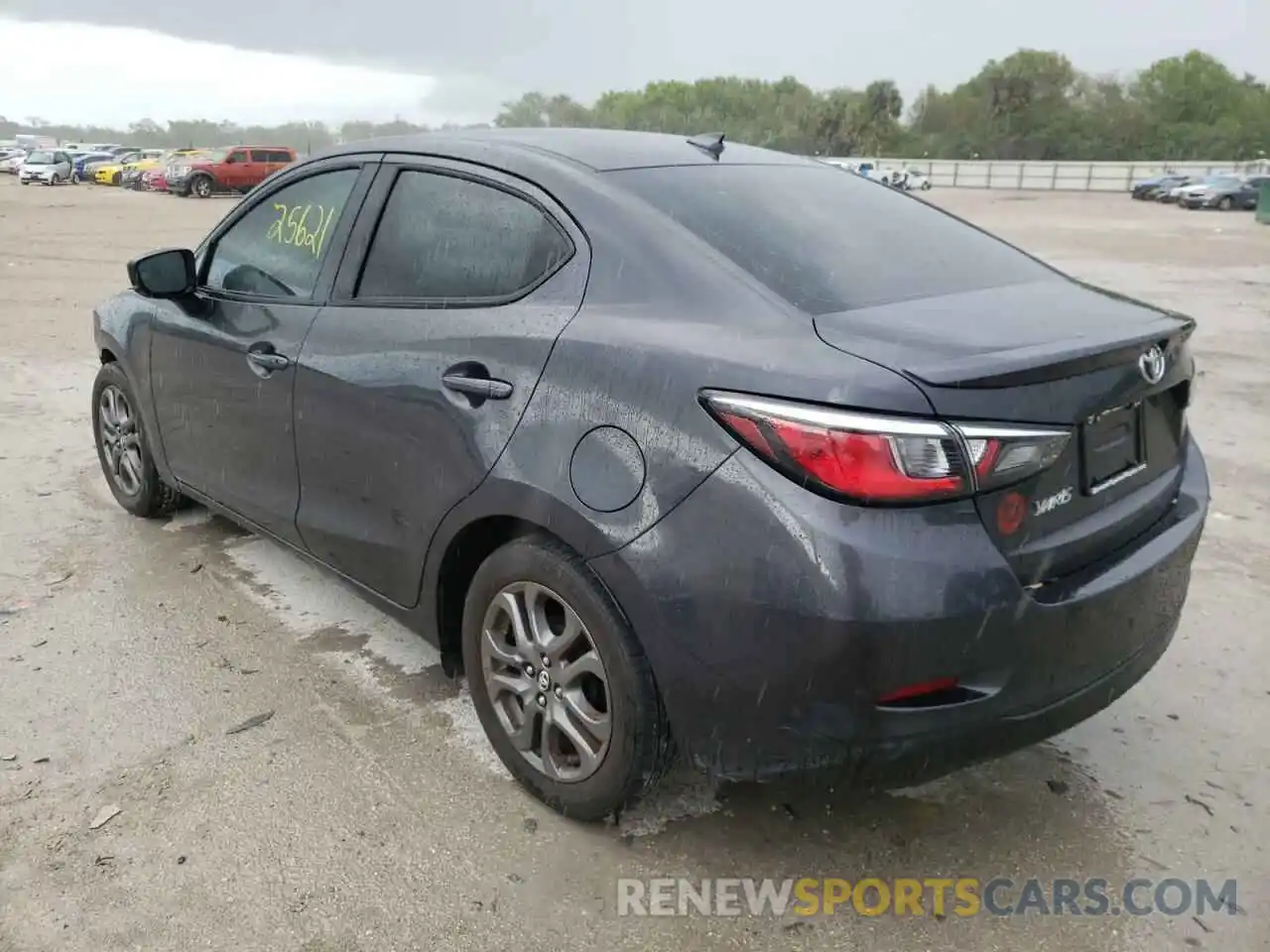 3 Photograph of a damaged car 3MYDLBYV6KY513008 TOYOTA YARIS 2019